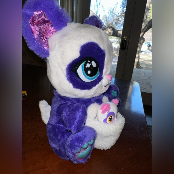 NWOT Peek-A-Roo, Interactive Panda-Roo Plush Toy with Mystery Baby No box - Picture 3 of 10